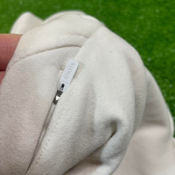 Athleta Women’s Size XS Hooded Zip Up Cream Running Jacket‎ Sporty Active - Picture 8 of 8